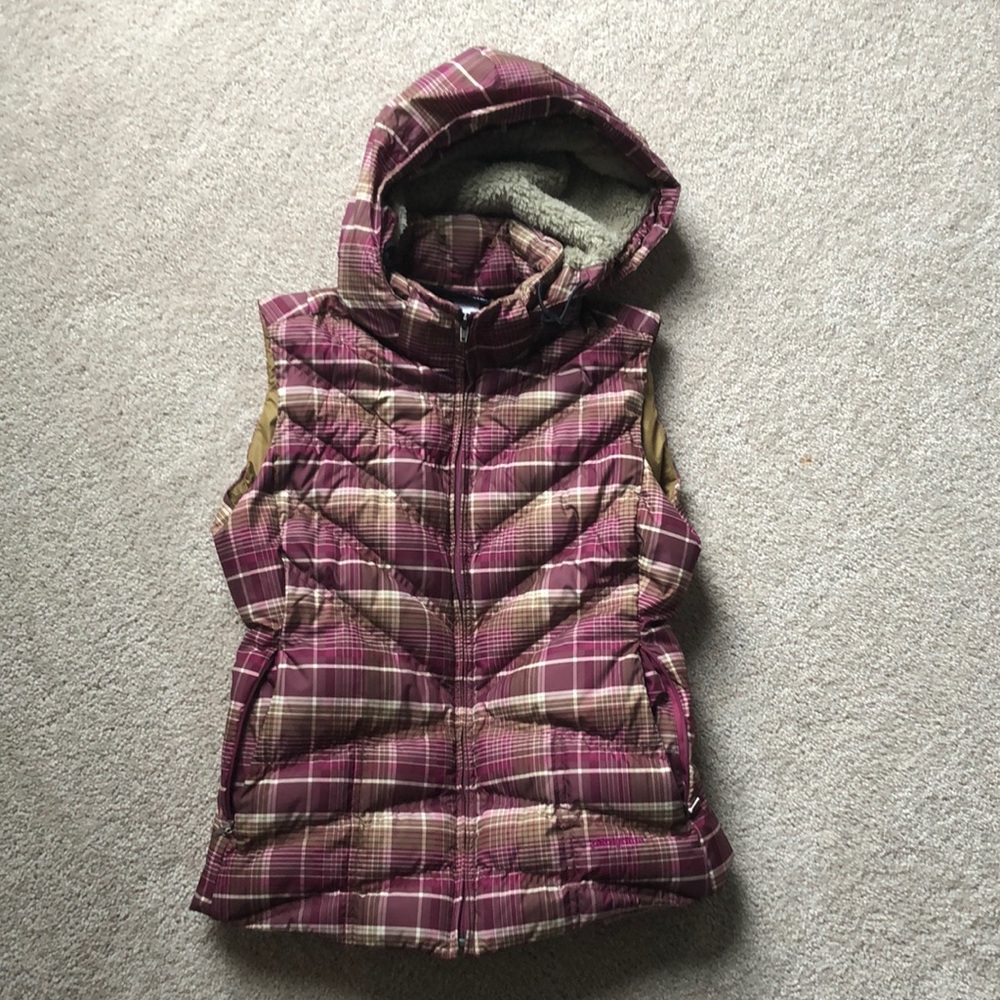 Patagonia plaid puffy vest small